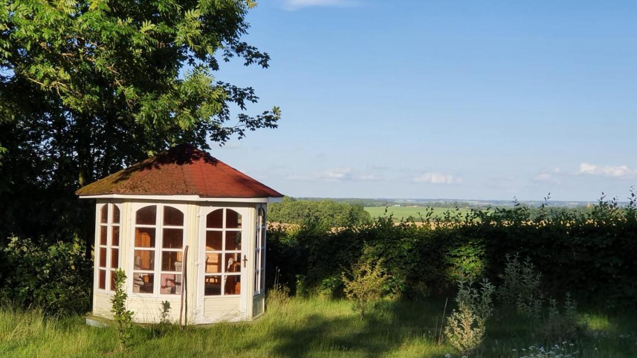 Schloss Lelkendorf Apartment Ulrichshusen Maisonette Fewo Mecklenburger Seenplatte Mit Dachterrasse Naehe Ostsee Esterno foto